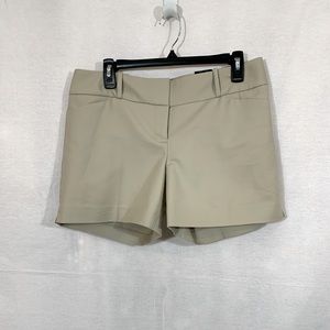The Limited Shorts Size 10 Khaki NWT.
